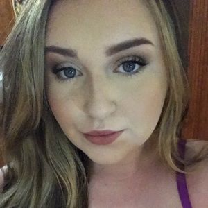 Meet your Posher, Teresa